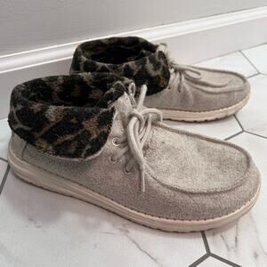 Hey Dude Britt Cream Cheetah Lace Up Shoe Size 8 Womens